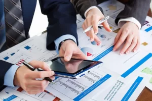 Việc làm và Bảo hiểm xã hội theo quy định pháp luật Việt Nam